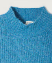 East High Neck Knit