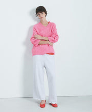 East V-Neck Knit