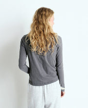 Gami Round Neck LS Tee