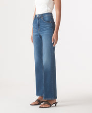 Cindy High Rise Bootleg Sky Jean