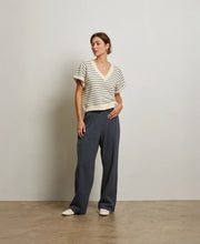 Briggs V-Neck SS Sweatshirt