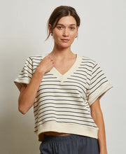 Briggs V-Neck SS Sweatshirt