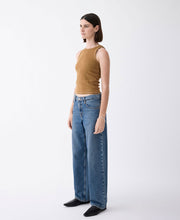 Avril Mid Rise Wide Leg Moment Mid Blue Jean