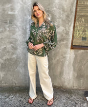 Mia Mid Rise Wide Leg Ecru Jean