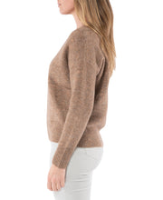 LS V-Neck Pullover