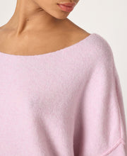 Dam Knit
