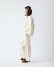 Dam V Neck Cardigan