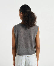 Dum Round Neck Vest