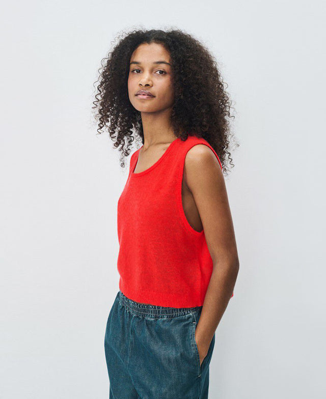 Dum Round Neck Vest