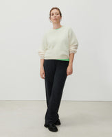 East Round Neck Knit