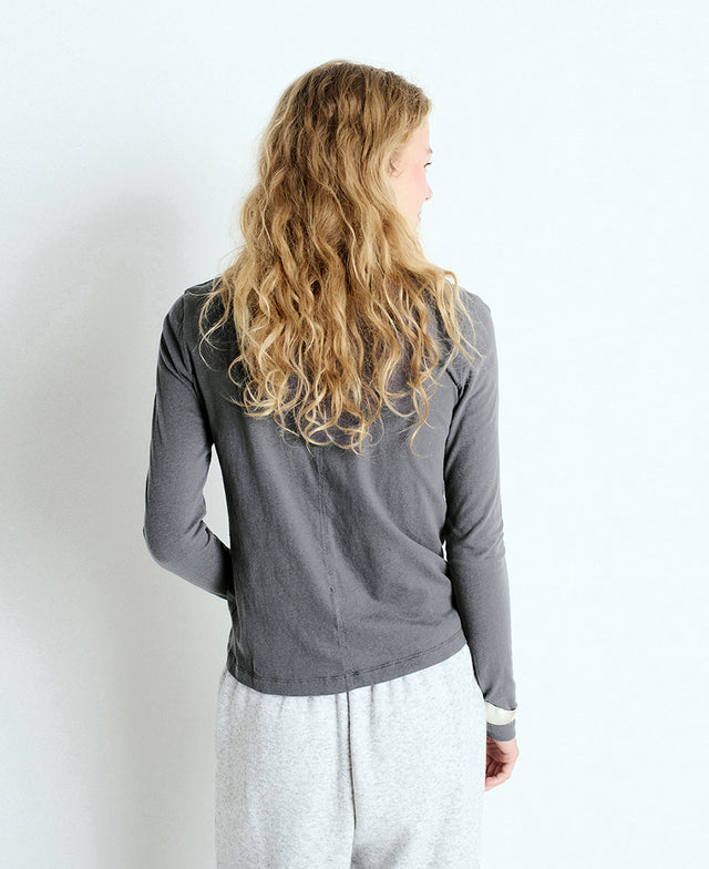 Gami Round Neck LS Tee