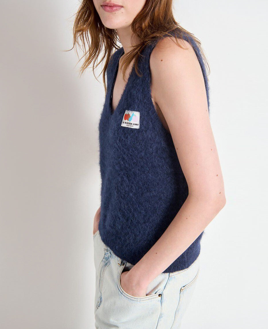 Nen V-Neck Vest