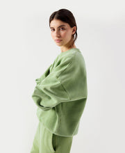 Pli Round Neck Sweatshirt