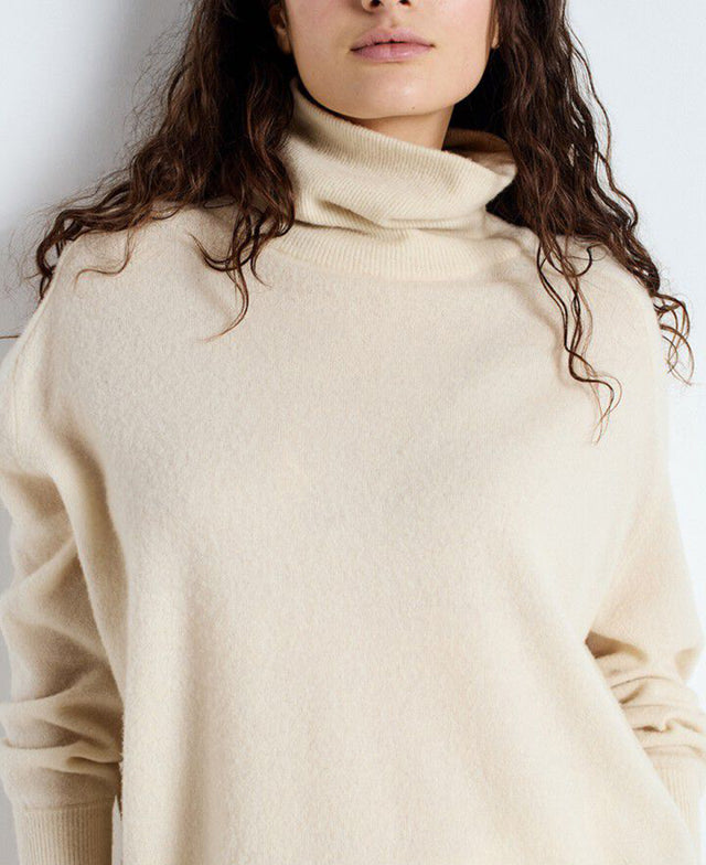 Rax Turtleneck Knit
