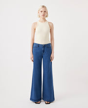 Leigh Mid Rise Wide Leg Pant