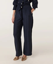 Goldie Pant