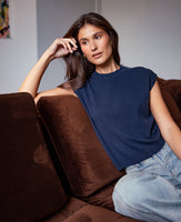 Pilar Vest