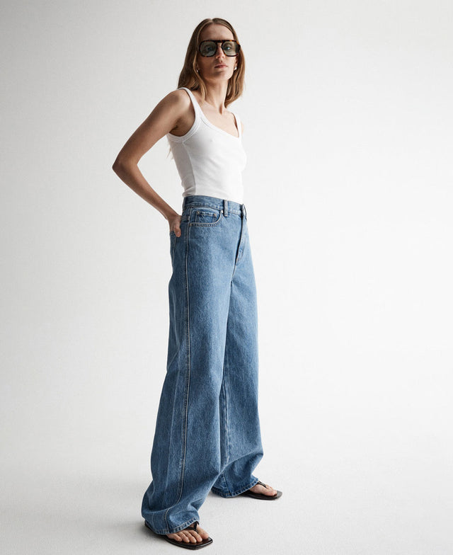 Apollo Jean
