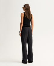 Laurie Pant