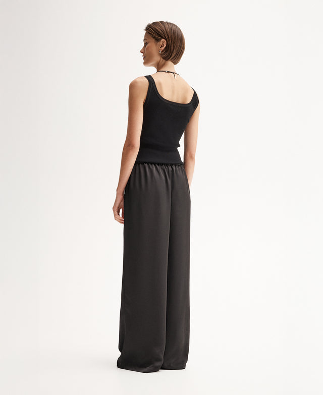 Mina Pant