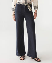 Edna Pant
