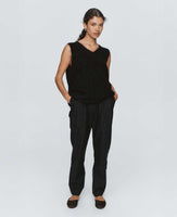 Nya Vest