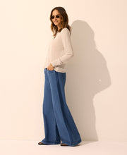 Leigh Mid Rise Wide Leg Pant