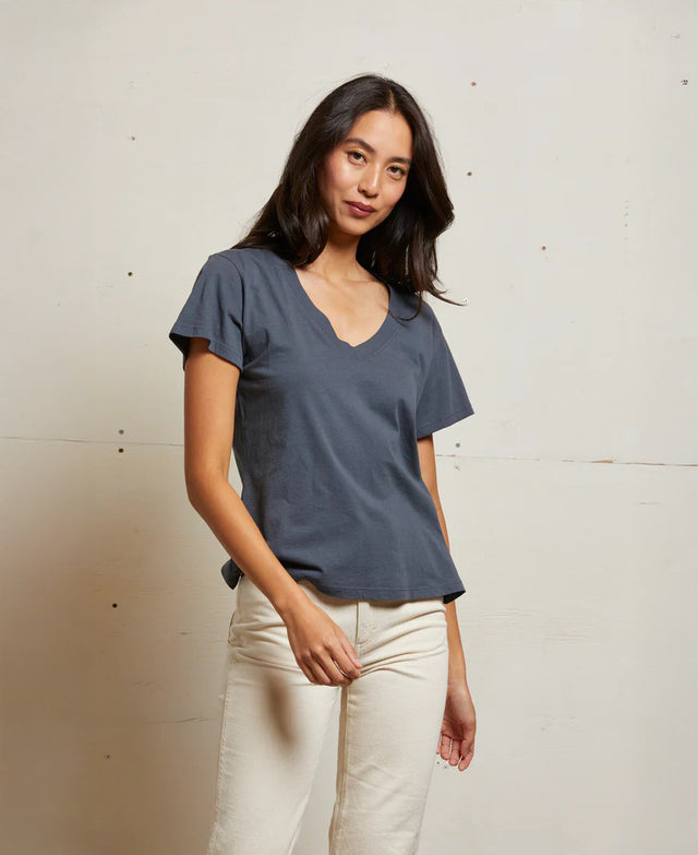 Hendrix V-Neck Tee