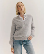 Isabella V-Neck Knit