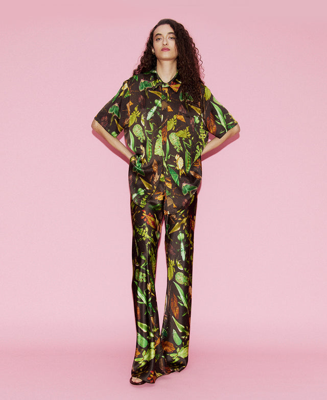 Boyfriend Bug Camo SS Shirt