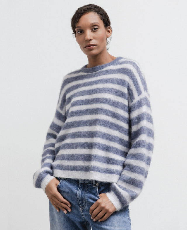 Nen Round Neck Knit