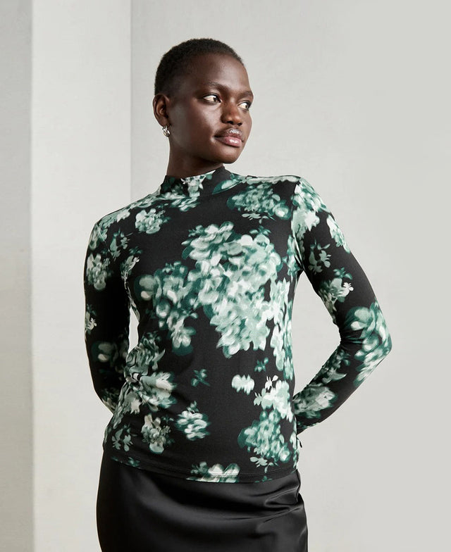Printed Mock Neck LS T-Shirt